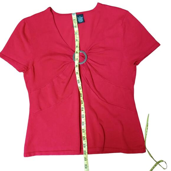 Womens Teen Red Top V Neck Top Metal Accent Buckle Gathered Front T Shirt PL - Picture 4 of 13